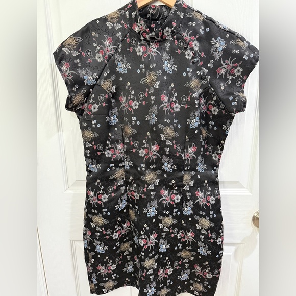 VTG XOXO Floral Black Kimono Dress Asian Inspired 90s Y2k Vintage Fabric Button - Picture 1 of 8